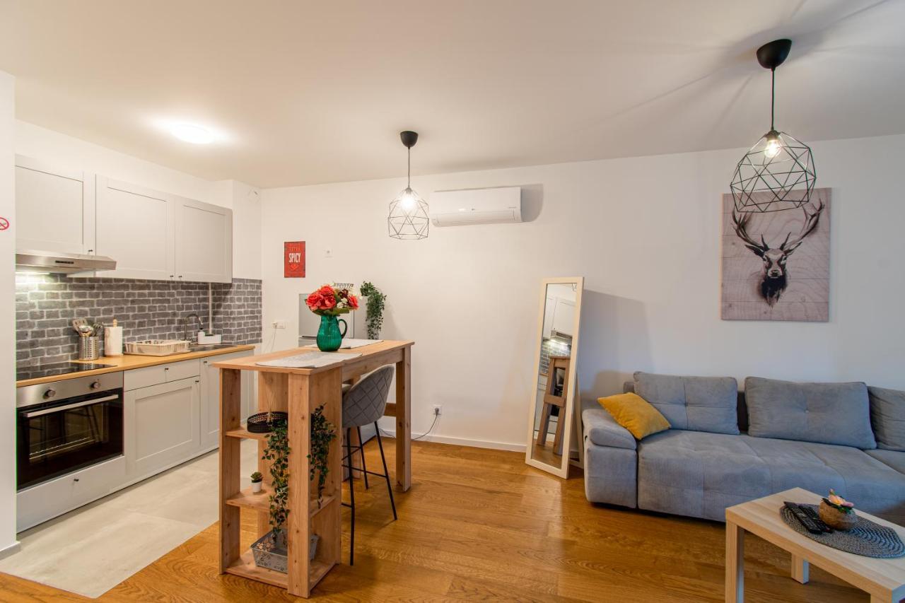 Appartamento Flexible Selfcheckins 39 - Zagreb - Parking - New Esterno foto